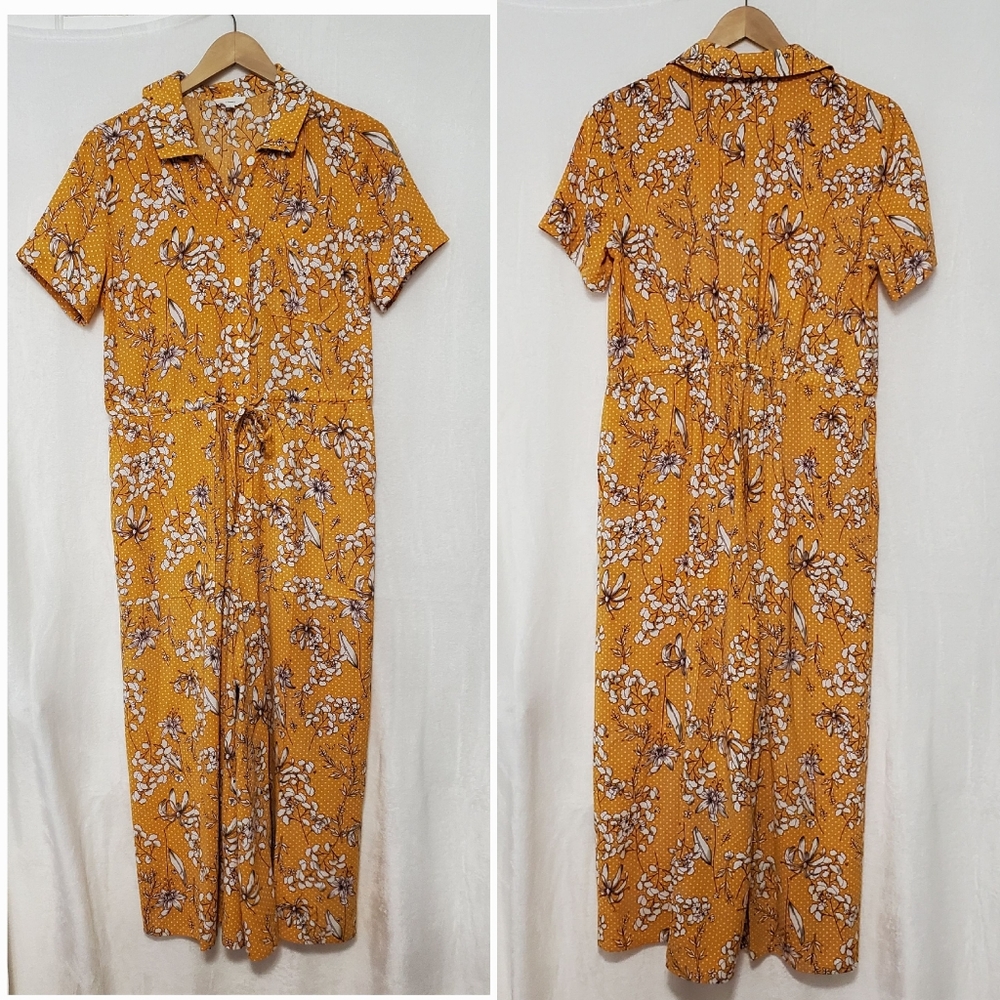 🏠 A loves a Floral Button Short Sleeve Romper Size M
